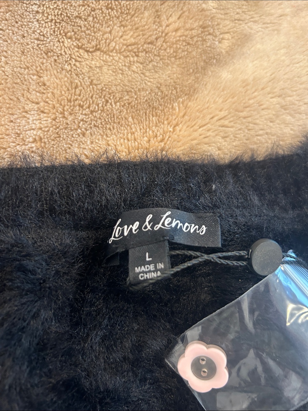 SS21 for Love & Lemons Black Fuzzy Puff-Sleeve Cropped Cardigan - Picture 3 of 5